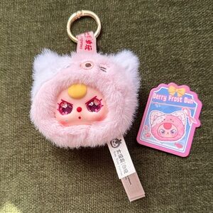 “Berry Frost Bun” Baby Three Cat Head from Five Below! Special Eyes!!